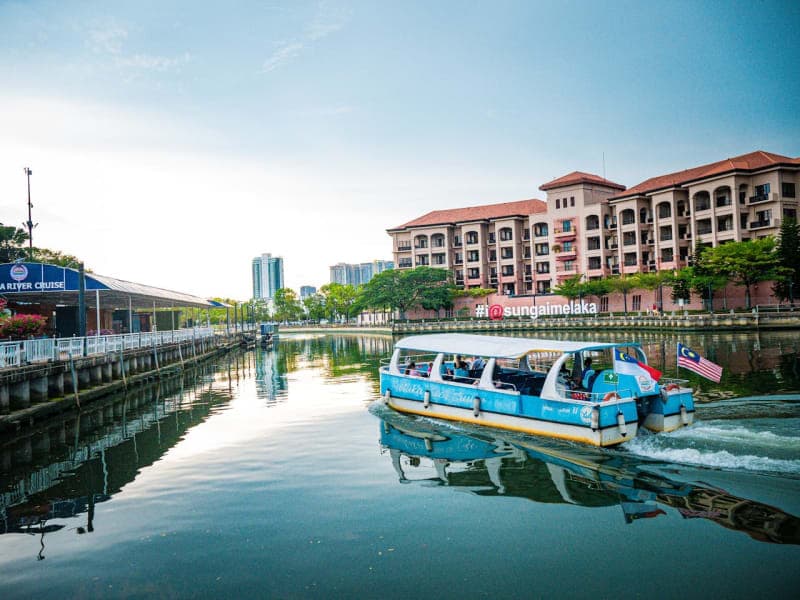 Luxury Cruise Singapore Trip Packages to Melaka